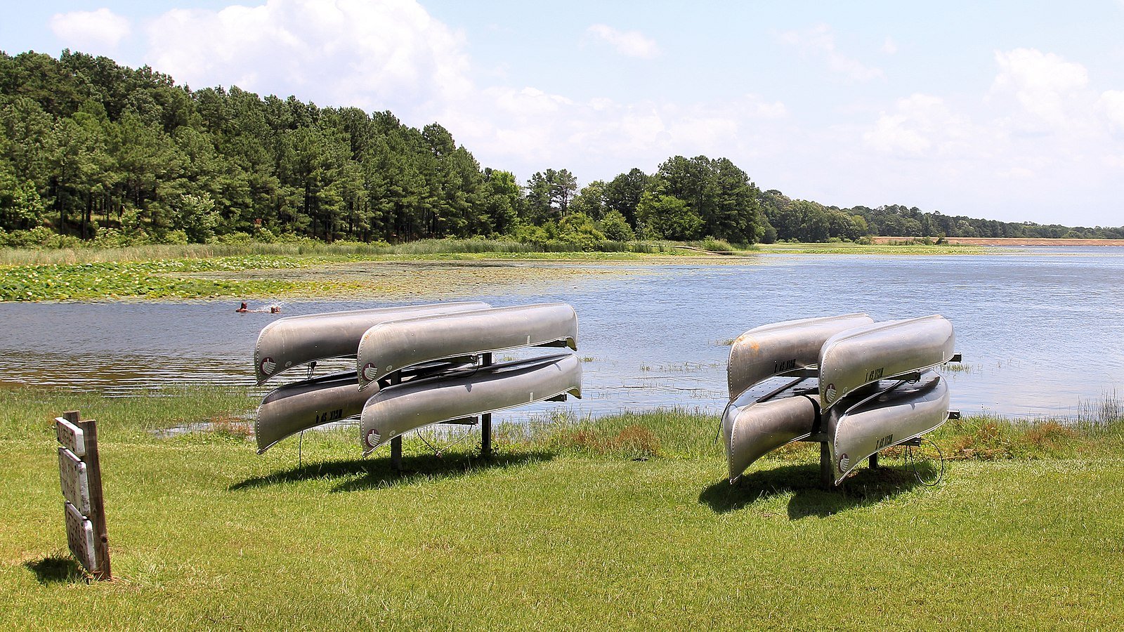 The state park at Martin Creek Lake has canoes available for rent