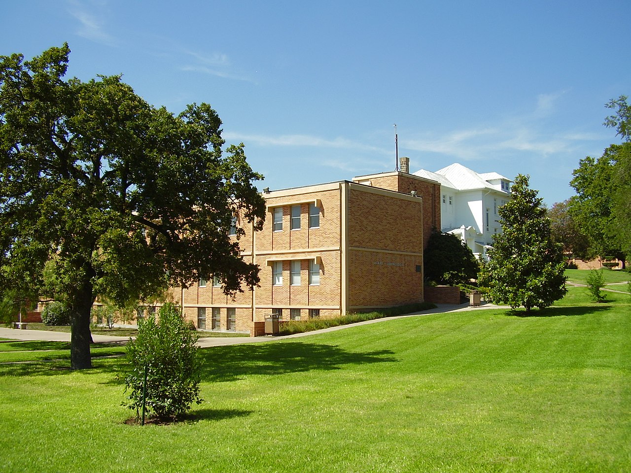 Photo of Agard-Lovinggood Lecture Hall